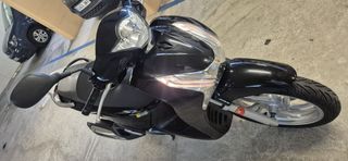 Honda SH 125 - Scooter