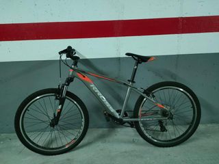 Bicicleta KROSS Level 2.0 gris 2021. Muy poco uso.