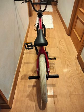 BMX Felt Ethic 20,5" roja