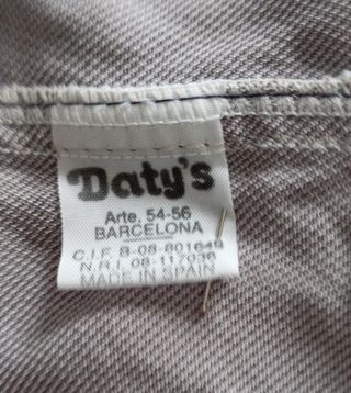 Chaleco gris retro
Tejifo con caída 
Viscosa aceta