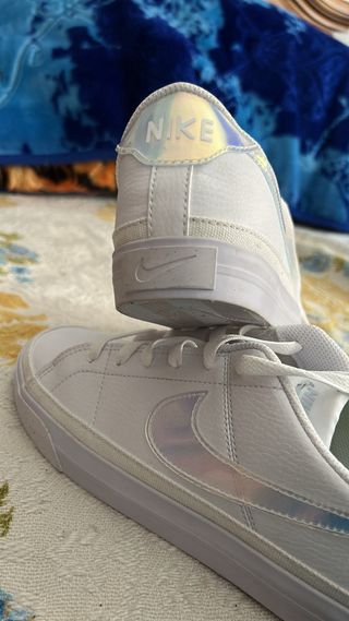 Zapatillas Nike Court Royale - Blancas