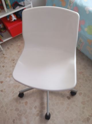 Silla escritorio blanca giratoria