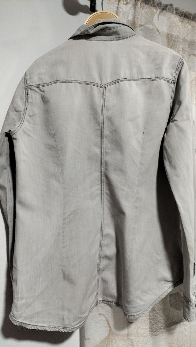 Camisa gris Stradivarius - Talla L