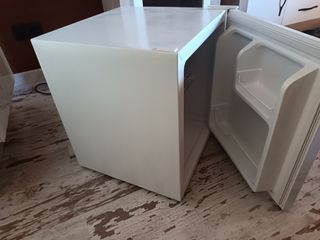 Mini nevera Severin - Como nueva