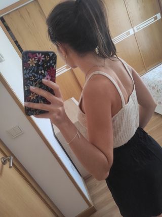 Top de punto beige