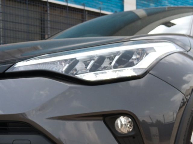 Toyota C-HR Hybrid Advance