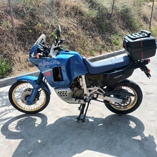 Honda África twin 750 RD04 Matrícula histórica 