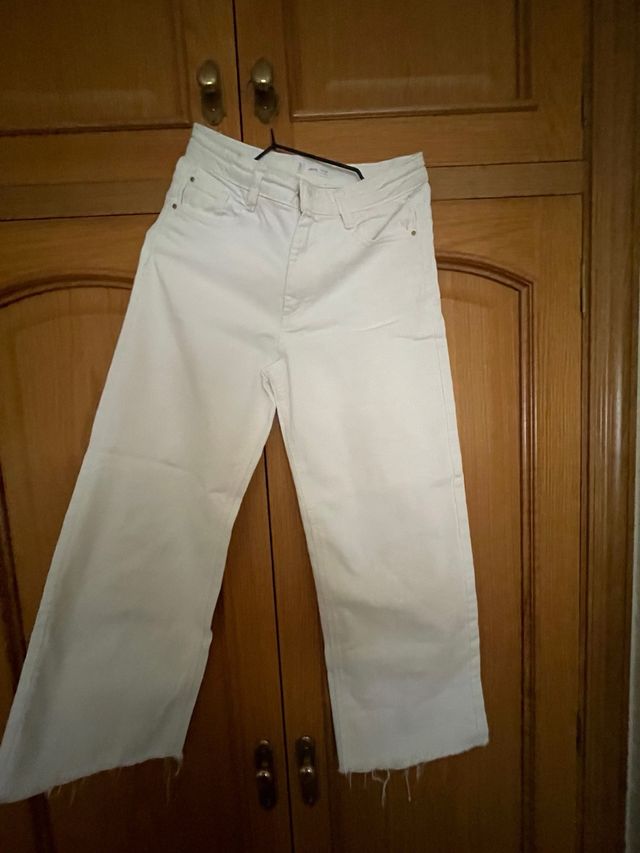 Pantalones vaqueros blancos