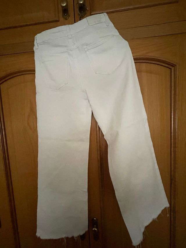 Pantalones vaqueros blancos
