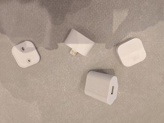 Tende oscuranti elettriche IKEA FYRTUR