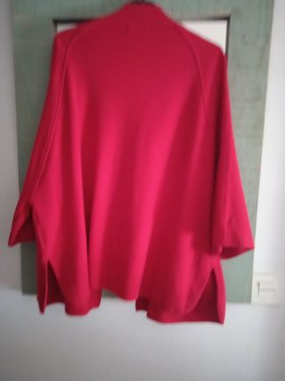 Capa roja - Poncho M