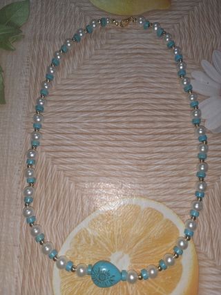 Collar turquesa & blanco hecho a mano