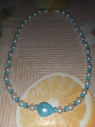Collar turquesa & blanco hecho a mano