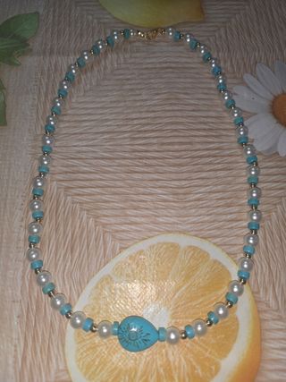 Collar turquesa & blanco hecho a mano