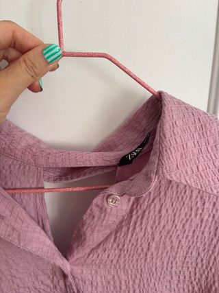 Camisa Zara rosa, espalda abierta