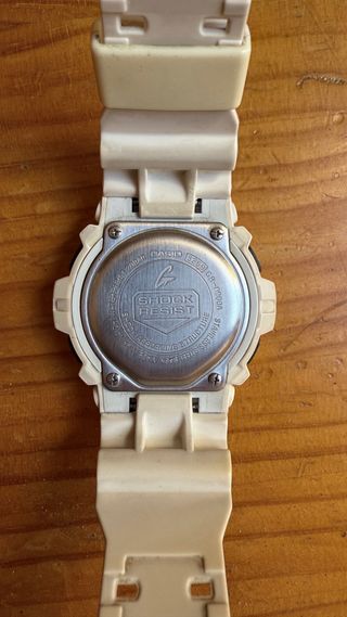 Reloj Casio G-Shock resist blanco