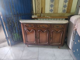 Recibidor Madera-Marmol en buen estado. 