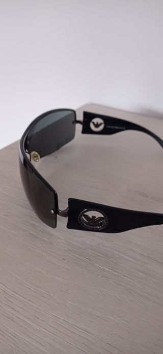 Gafas de sol negras Emporio Armani