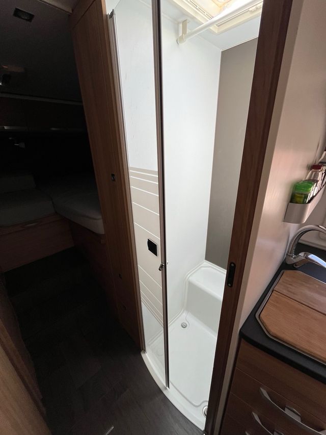 Adria Coral xl 670 axess 2018