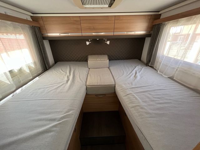 Adria Coral xl 670 axess 2018