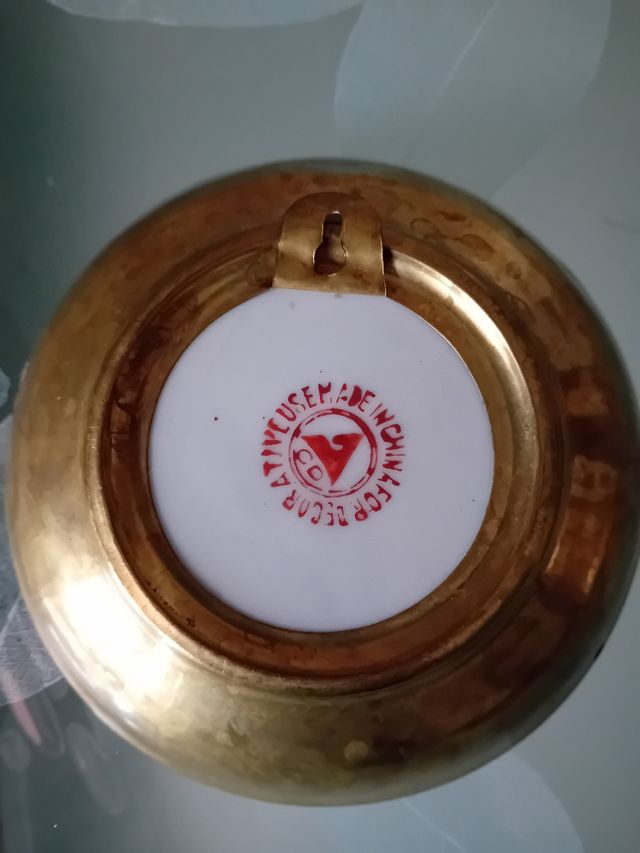 Piattino antico in porcellana