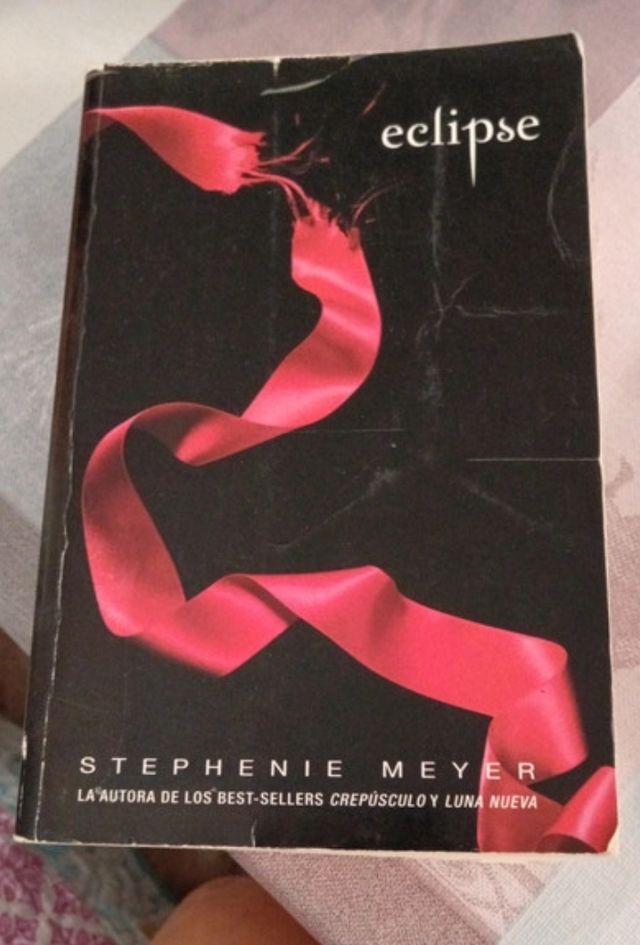 Eclipse - Book Three Of The Twilight Series