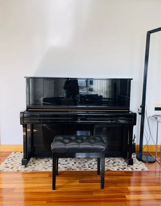 Piano Yamaha U1F