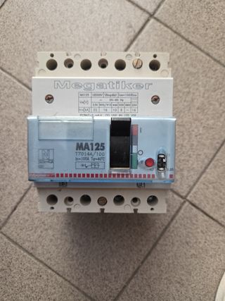 Interruttore magnetotermico Megatiker MA125