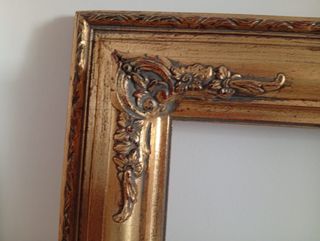 Marco dorado antiguo