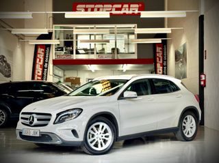 Mercedes-Benz GLA 200 d URBAN 90.000 KM 