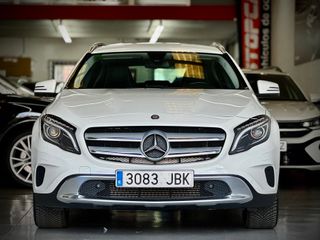 Mercedes-Benz GLA 200 d URBAN 90.000 KM 