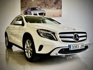 Mercedes-Benz GLA 200 d URBAN 90.000 KM 