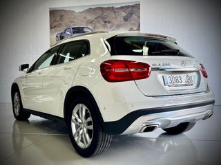 Mercedes-Benz GLA 200 d URBAN 90.000 KM 