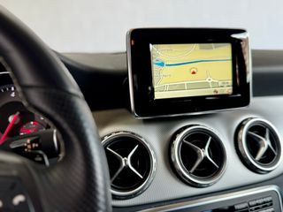 Mercedes-Benz GLA 200 d URBAN 90.000 KM 