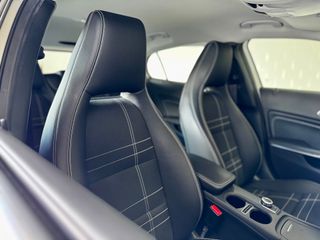 Mercedes-Benz GLA 200 d URBAN 90.000 KM 