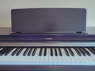 Yamaha Arius YDP-162R Piano Digital