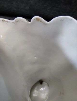 Pequeño jarrón isabelino