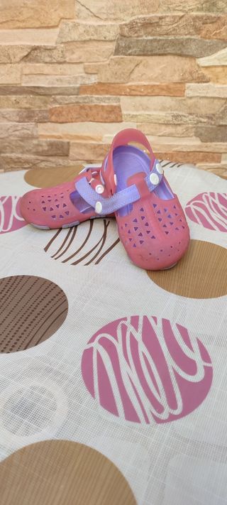 Sandalias niña verano, talla 24.