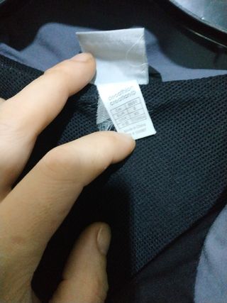 Sudadera Domyos negra y gris