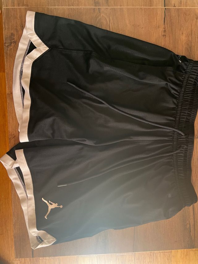 Shorts Jordan negros