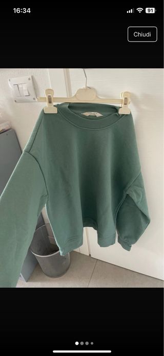 Felpa verde oversize