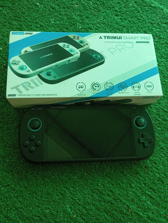 Trimui Smart Pro - Consola Portátil Negra