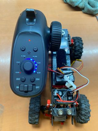 Jeep Gladiator Axial SCX24 RC