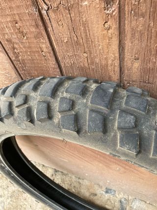 Neumatico bridgestone  Ax41 usado