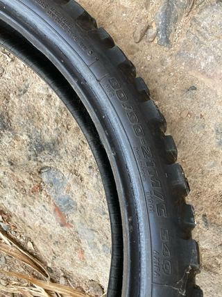 Neumatico bridgestone  Ax41 usado