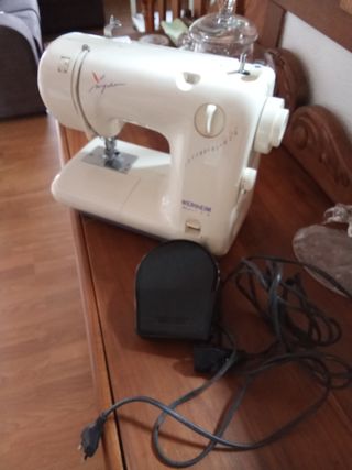 Máquina coser WEINEM