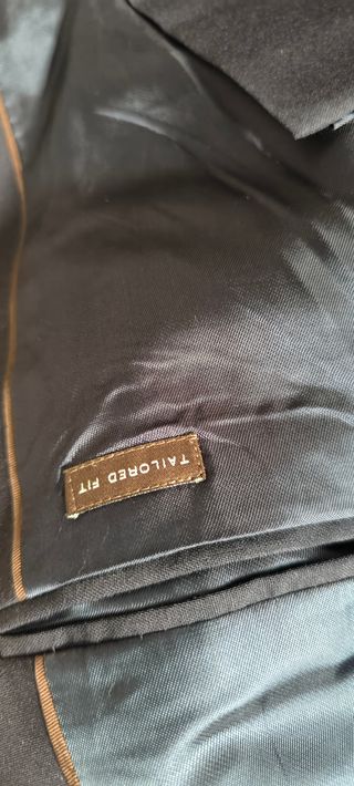 Traje Zara azul marino