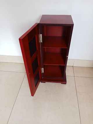 Expositor rojo para fotos