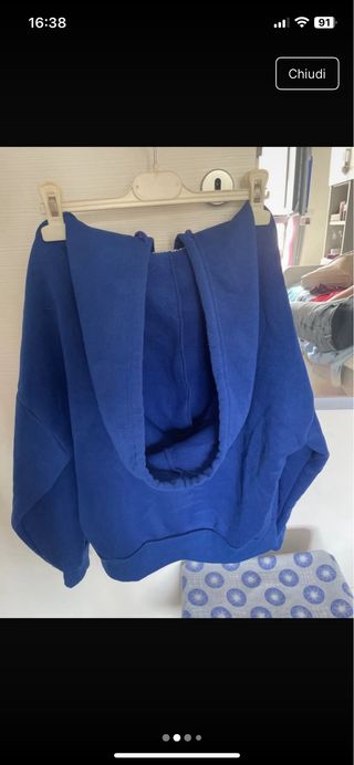 Felpa blu con zip