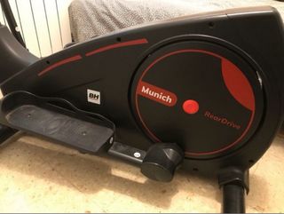 Elíptica BH Munich - Bicicleta Elíptica